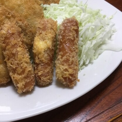 手軽にもう一品という時、材料が簡単で助かります。ウィンナーも美味しくなりますね。ありがとうございました。